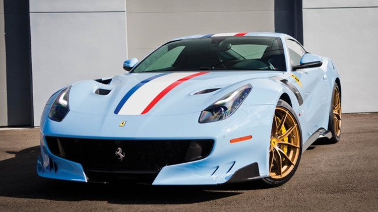 Siêu ngựa Ferrari F12 triệu đô sắp được bán đấu giá